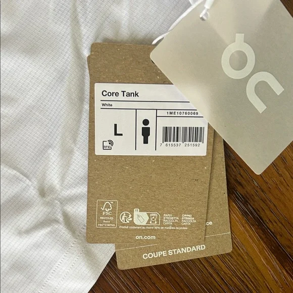 On Running White Core Tank L and NWT - Picture 2 of 3